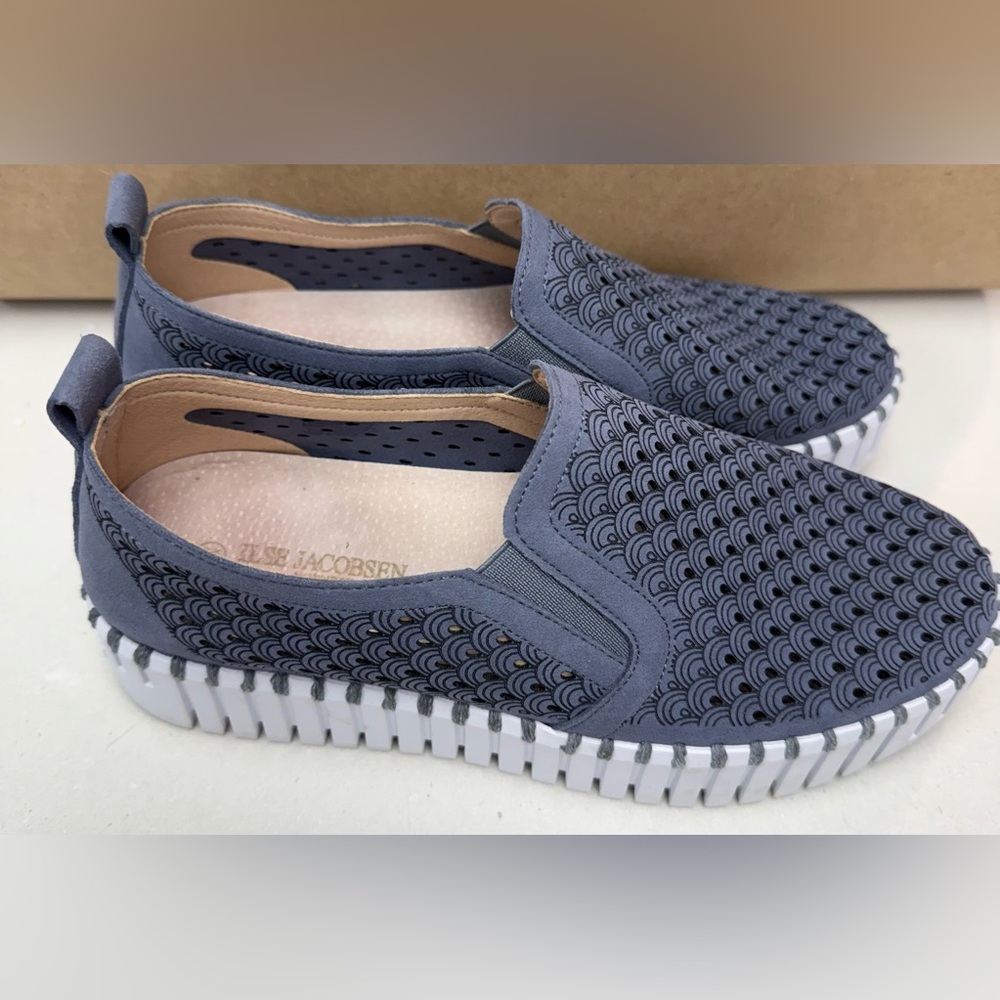 ILSE JACOBSEN Tulip 140 Flats Powder Blue Size 36 - Picture 6 of 11